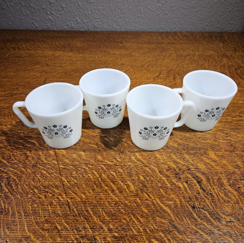 Pyrex Summer Impressions Blueberry Mugs Set Of 4 Vintage